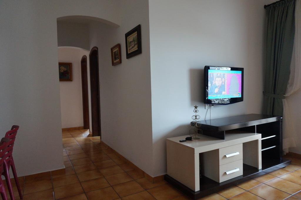 Apartamento Aureo Guenaga Guarujá